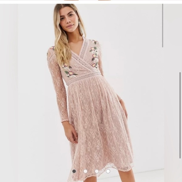 NWT-Frock and Frill prairie lace midi dress with embroidered flowers in rose - Picture 1 of 11